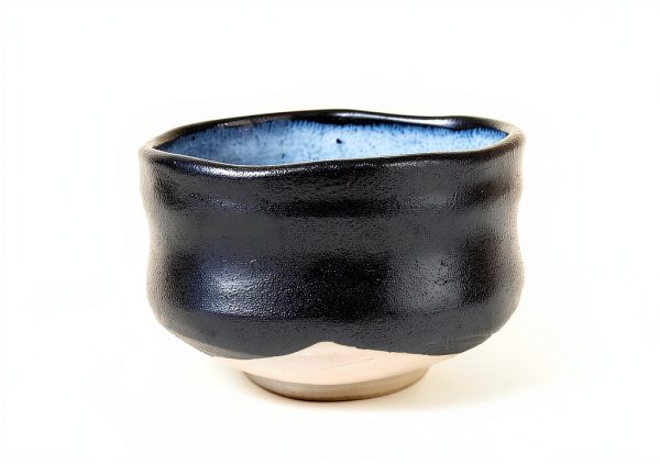 Minoribo Japanese Ceramic Matcha Bowl Black & Light Blue YHT005-2